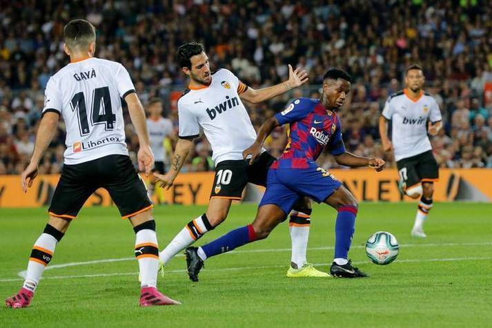 西甲焦点战:蝙蝠军团主场迎强敌,塞维利亚客场寻转机